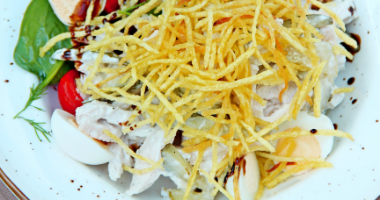 Гнездо глухаря с курицей