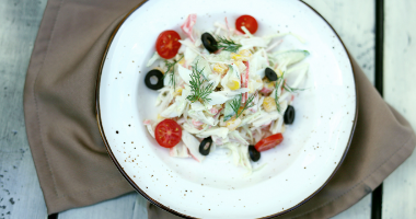 Салат с мясом краба