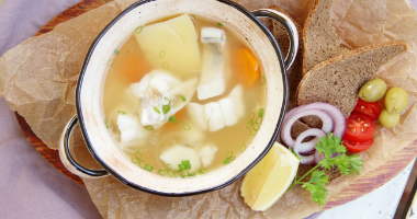 Ушица с судаком