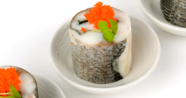 Seabass Roll პიტნით და ბაზილიკით