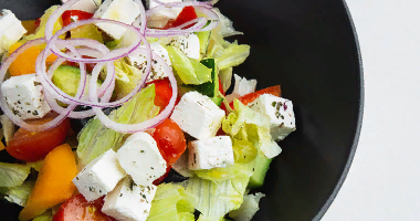 ბერძნული სალათი Feta ყველით