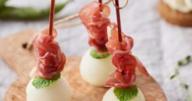 კანაპე პარმას ლორი ნესვით და პიტნით 10 ცალი