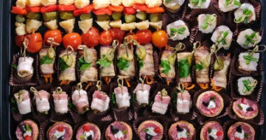 ფირფიტა &Quot;ოფლიანობის ქვეშ&Quot;