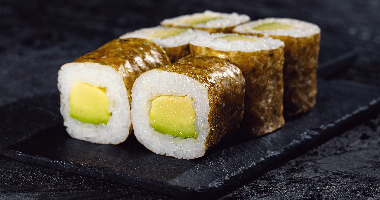 Avocado Maki 6 Pcs