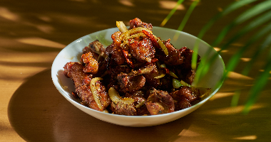 83. Жареная курица в соусе чили