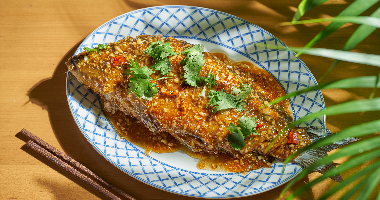 149. Жареный карп в устричном соусе с чесноком