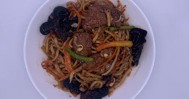 68. Поджаренная лапша с курицей