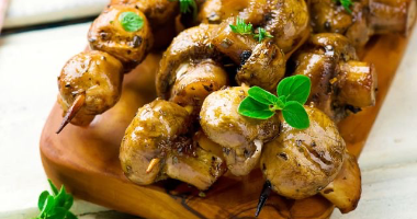 Шампиньоны с соевым соусом