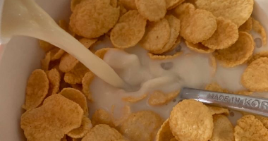 Хлопья сахарные с молоком