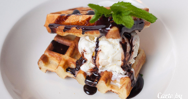 Льежские вафли с мороженым, 2шт./150 гр.