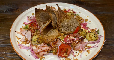 Осенний салат с запеченым карпаччо