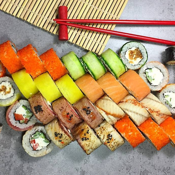 если сильно голоден или внезапно нагрянули друзья, это предложение для тебя